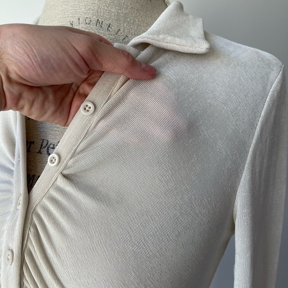 Garage button down front blouse - Picture 5 of 8